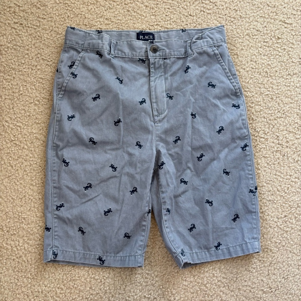 Children's Place Gray Boy's Shorts With Lizard Print Size 14